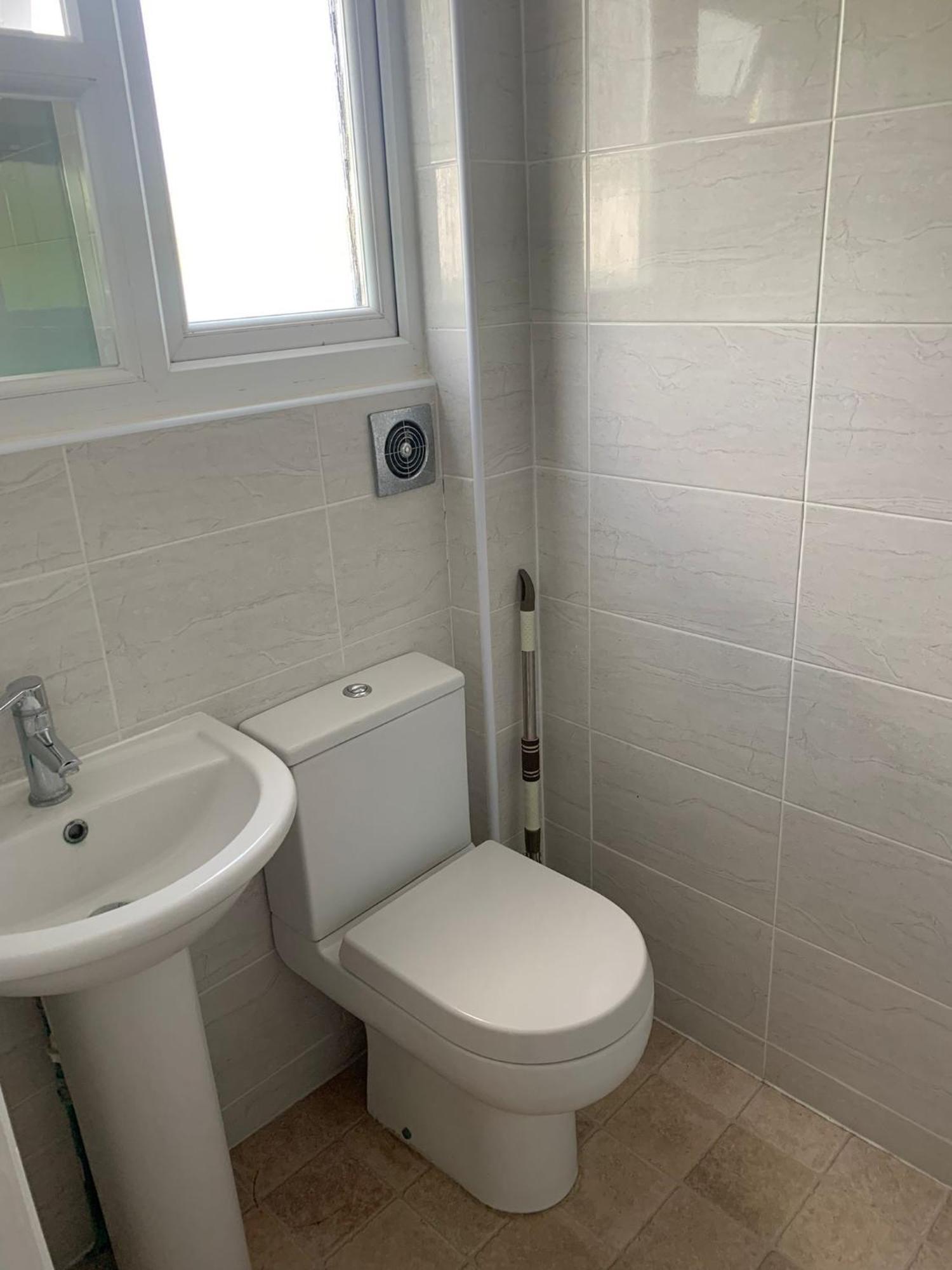Luton Airport House In Quiet And A Very Pleasant Area, Near London Luton Airport Luton (Bedfordshire) Exterior foto